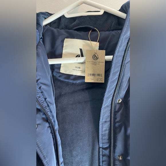 Amazon Essentials Quilted Jacket - Picture 4 of 6